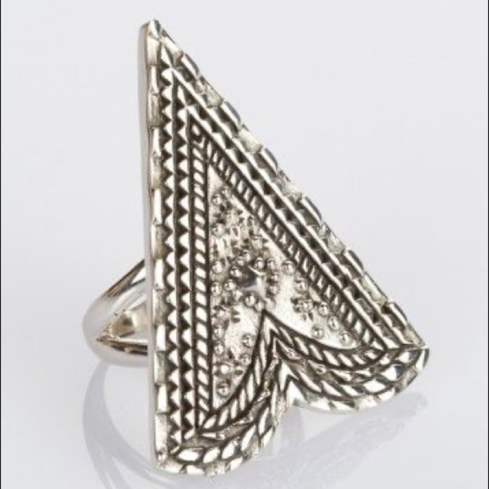 🌝SOLD🌝 Spell Designs Labyrinth Amulet Ring - Picture 6 of 7